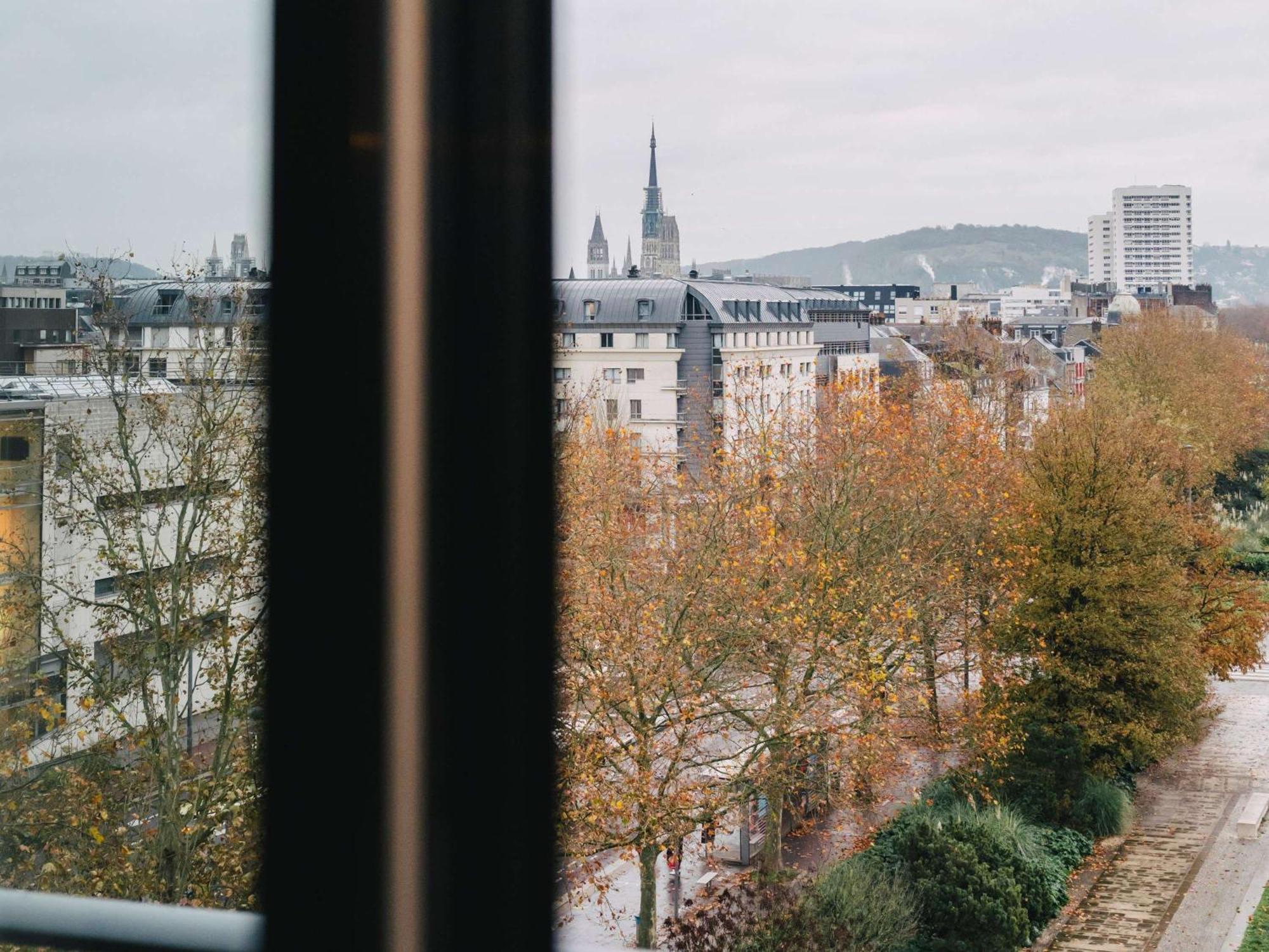 Ibis Rouen Centre Rive Droite Pasteur Hotell Exteriör bild