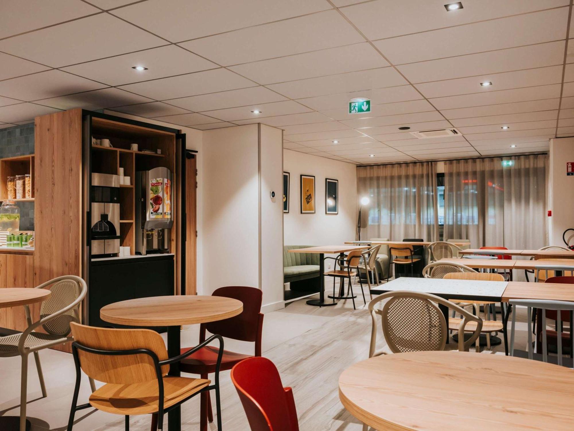 Ibis Rouen Centre Rive Droite Pasteur Hotell Exteriör bild