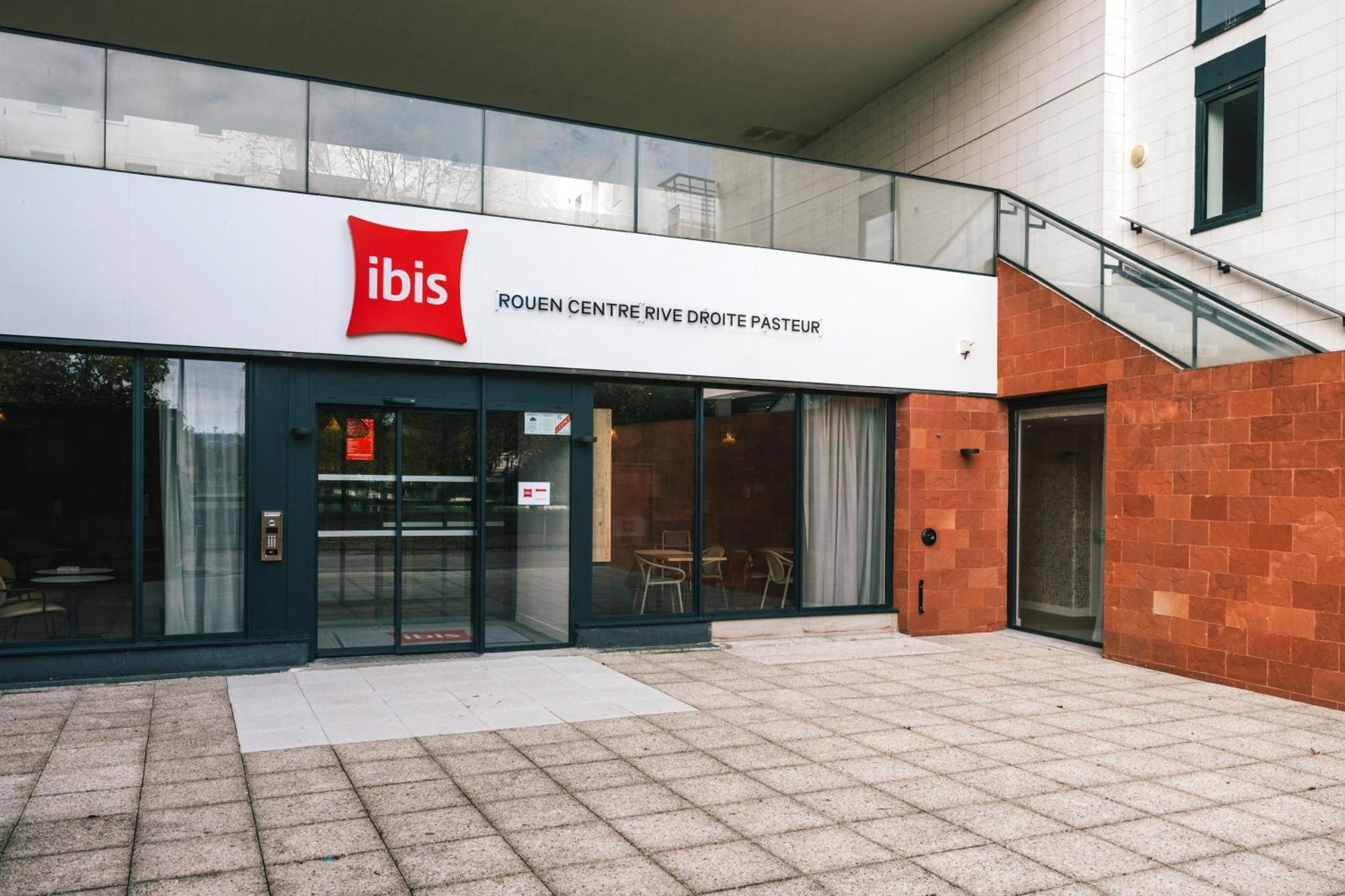 Ibis Rouen Centre Rive Droite Pasteur Hotell Exteriör bild